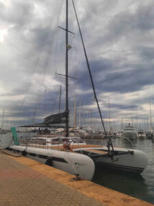 Katamaran Freebird Base Palma